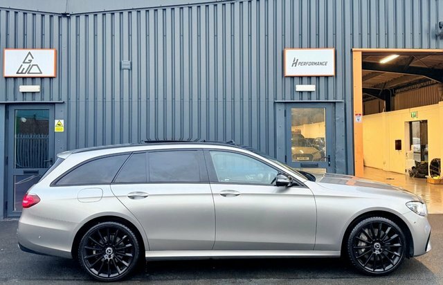Mercedes-Benz E Class 2.9 E400d Amg Line Night Edition Premium Plus Es RV21XSO Black #5