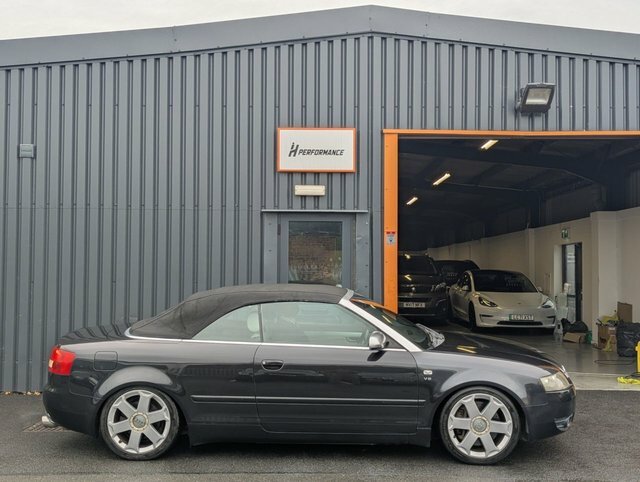 Audi S4 4.2 Convertible Quattro 302 Black #3