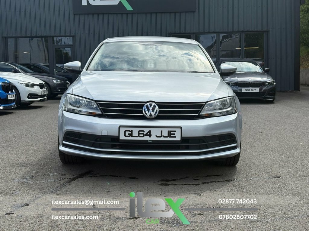 Volkswagen Jetta 2L Se Silver #2