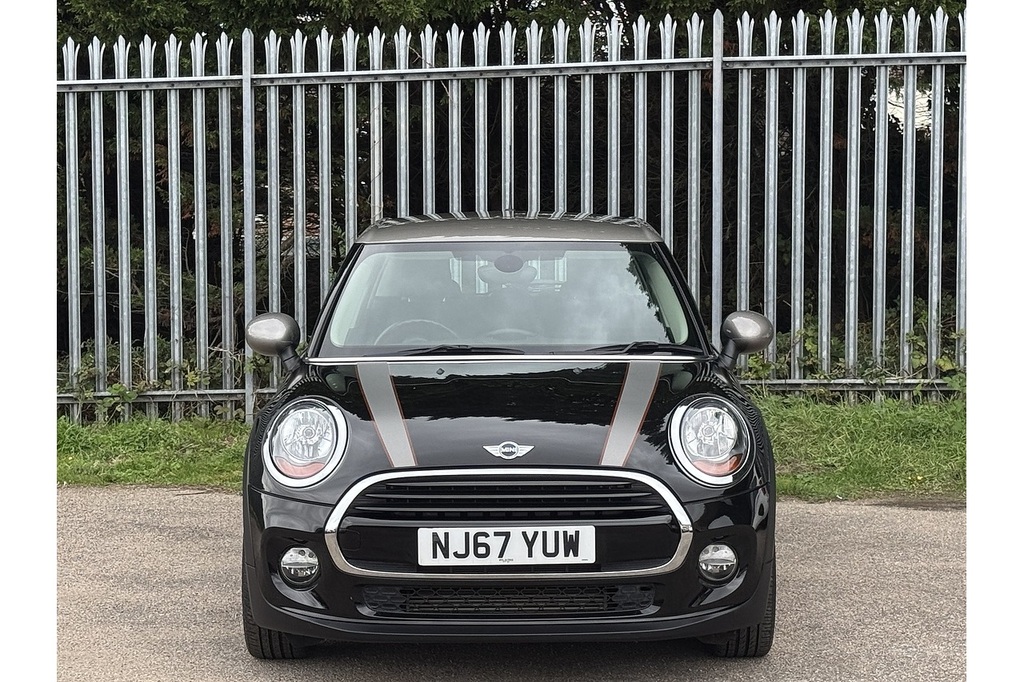 Mini Hatch Cooper Seven Black #3