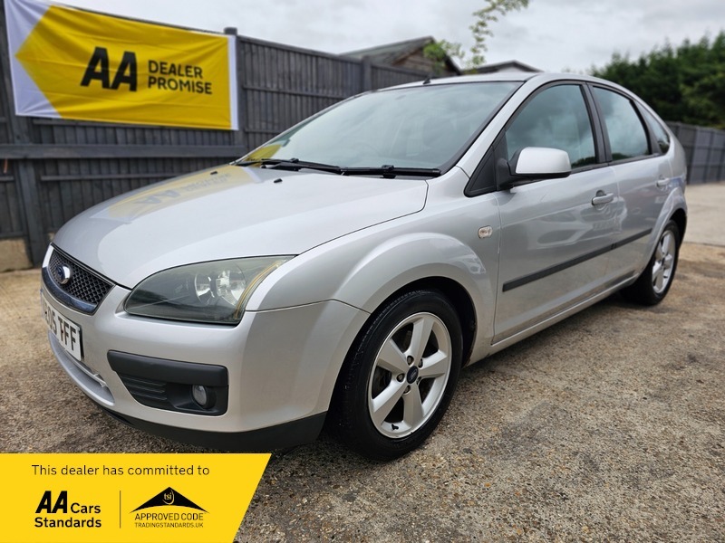 Ford Focus 1.6 Zetec Climate Silver #2