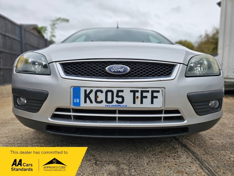 Ford Focus 1.6 Zetec Climate Silver #6