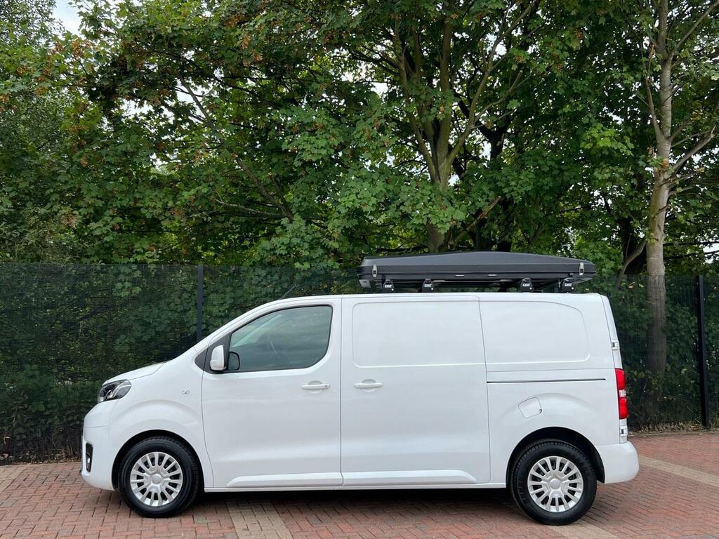 Toyota PROACE Panel Van 2.0D Comfort Medium Panel Van Mwb Euro 6 White #4