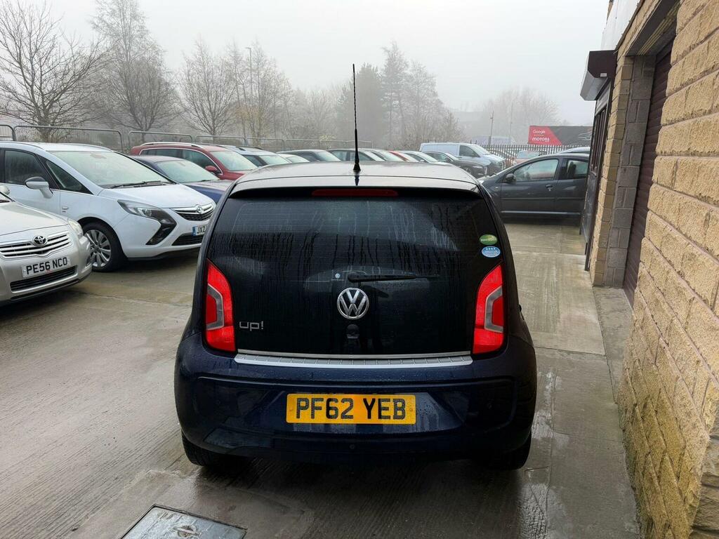 Volkswagen Up Hatchback 1.0 Club Up Hatchback Blue #5