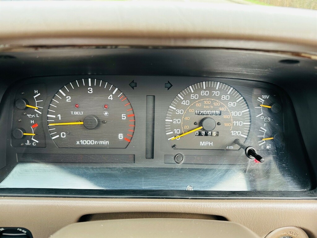 Toyota Land Cruiser 4.5 VX Lpg, 8 Seater Blue #63