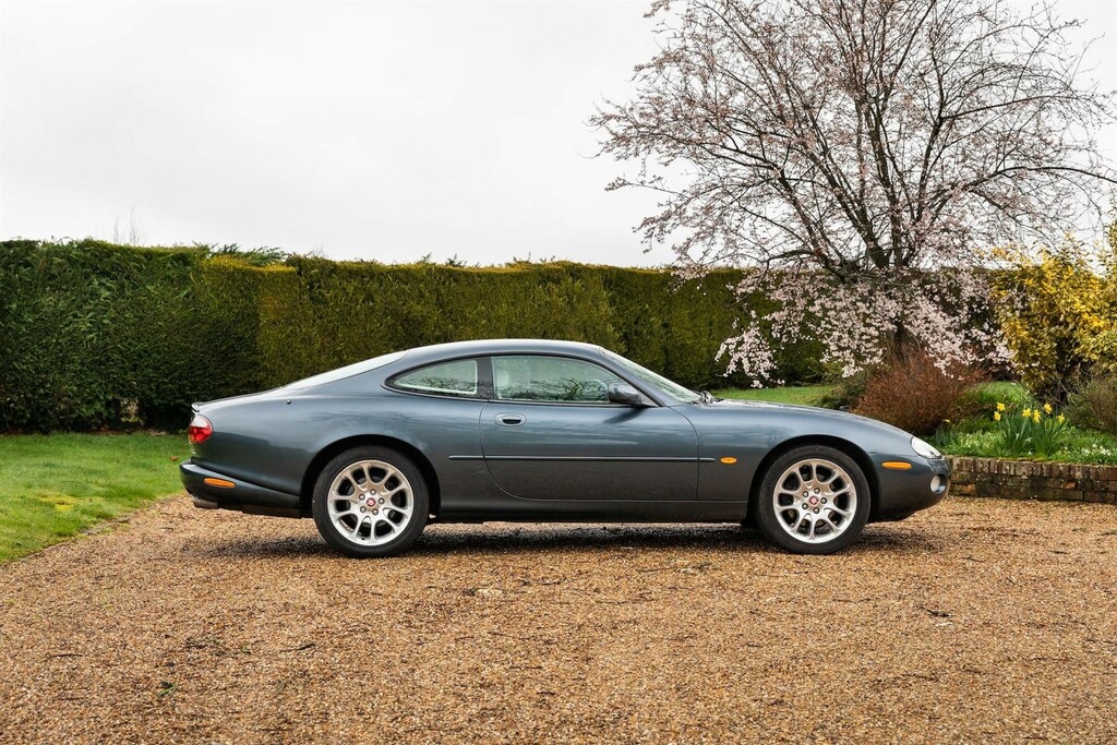 Jaguar XKR 4.2 Supercharged 400 X918HGJ Grey #6