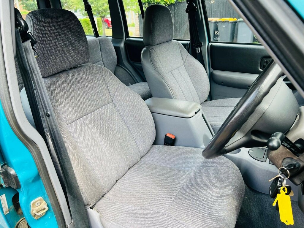 Jeep Cherokee 4.0 Limited Grey #16