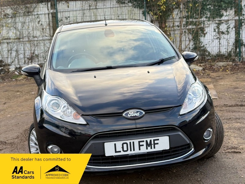 Ford Fiesta 1.4 Titanium Hatchback Black #4