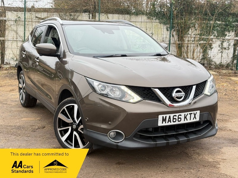Nissan Qashqai 1.5 Dci Tekna Suv MA66KTX Brown #2
