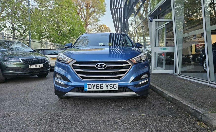 Hyundai Tucson 1.7 Crdi Blue Drive Se Nav Euro 6 DY66YSG Blue #3