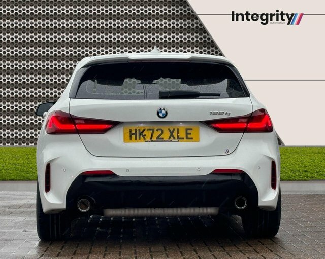 BMW 1 Series 2023 2.0 128Ti Lcp Hatchback Eur HK72XLE White #6