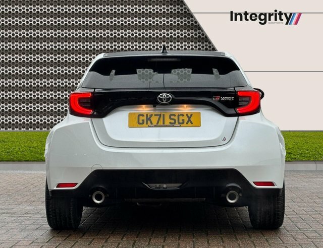 Toyota Yaris 2021 1.6T Gr Circuit Hatchback A White #5