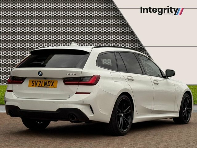 BMW 3 Series 2021 2.0 320I M Sport Touring Euro SV71WDX White #3