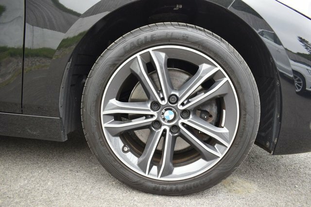 BMW 1 Series 1.5 118I Sport Hatchback Euro 6 Black #5