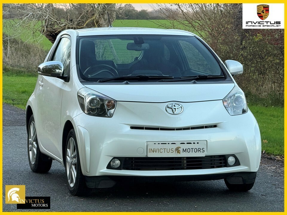 Toyota IQ 1.3 Dual Vvt-i 3 White