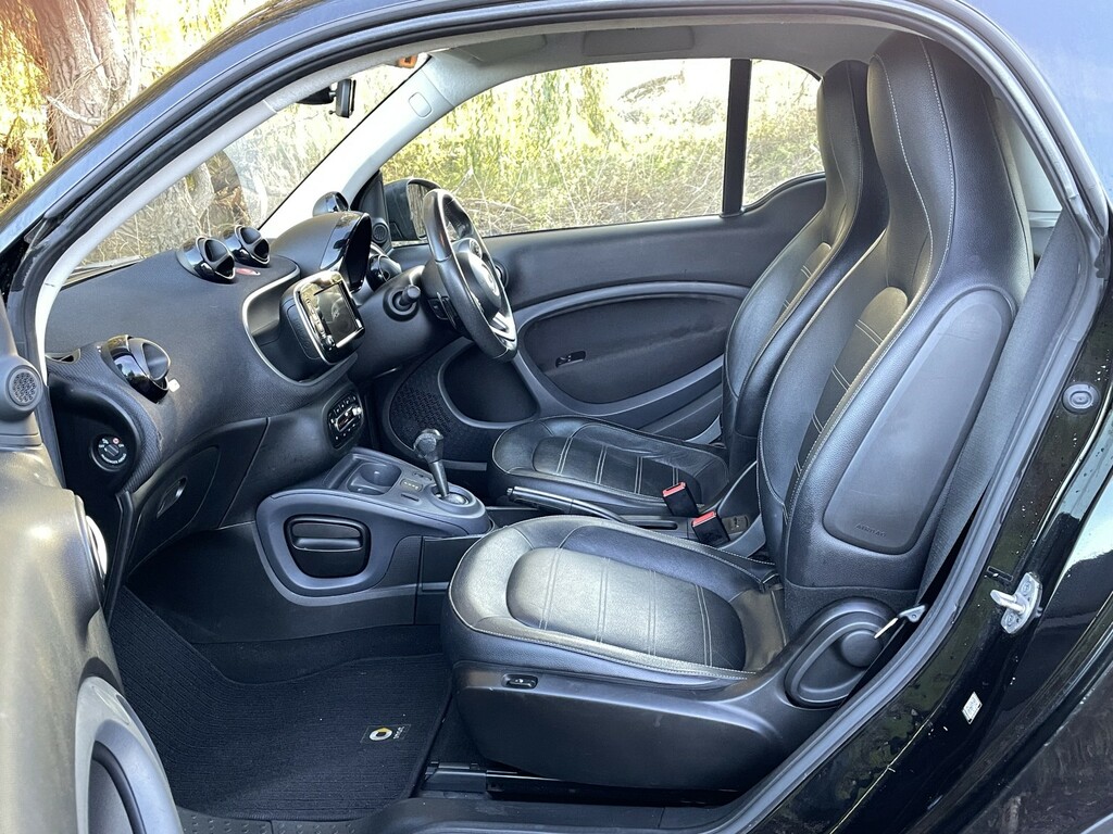 Smart Fortwo Coupe 1.0 Edition Black MJ66FTT Black #5