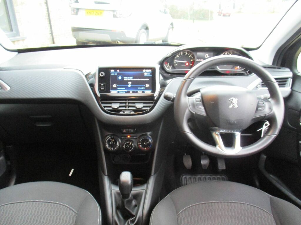 Peugeot 208 1.2 Puretech 82 Active One Owner From New Ver LB67UJU Black #4