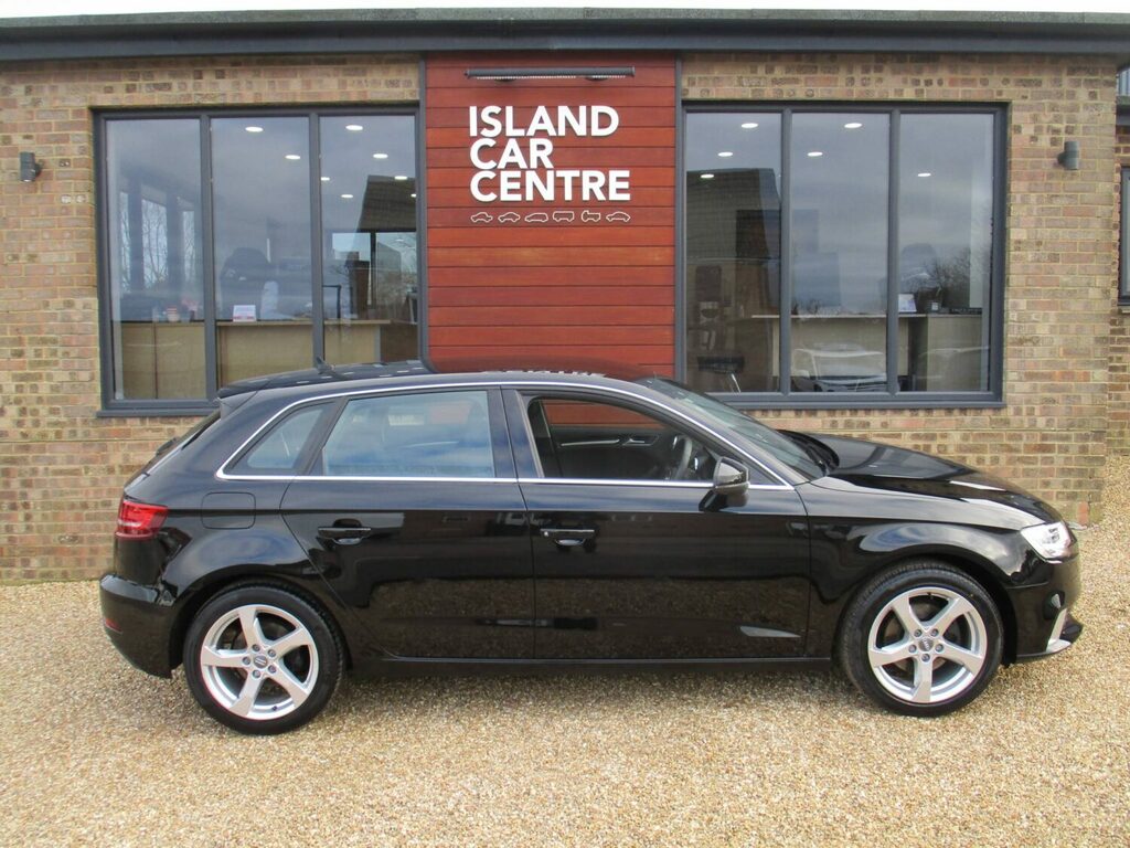 Audi A3 35 Tfsi Sport Sportback Only 23 100 Miles Fro Black #2