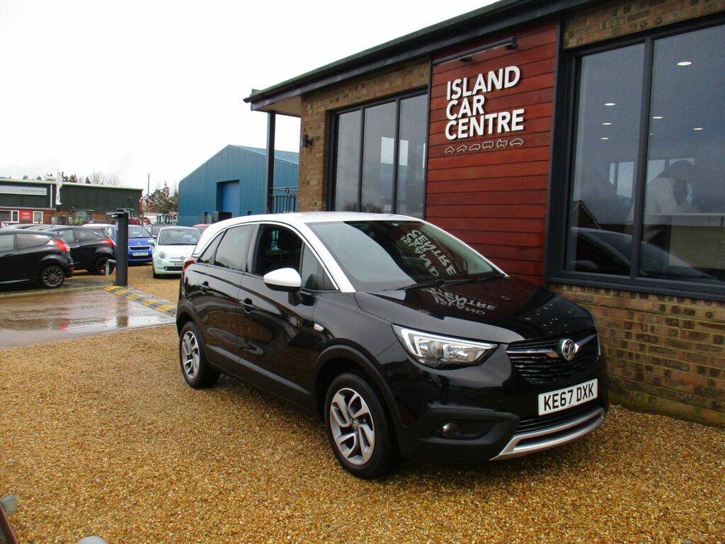 Vauxhall Crossland X 1.2T Ecotec 110 Tech Line Nav Only Covered Black #2