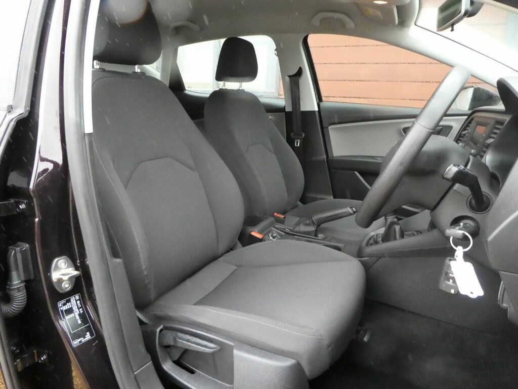 Seat Leon Hatchback 1.6 Tdi S One Owner From New Purple #6