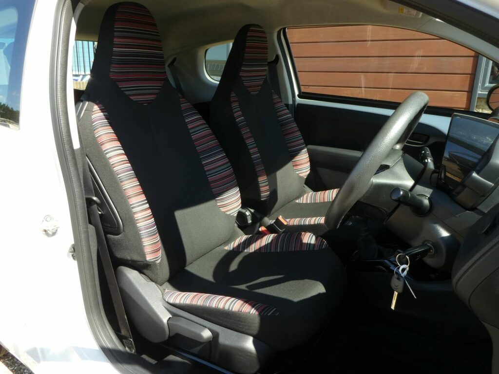 Citroen C1 Hatchback 1.0 Vti 72 Feel RV20ENM White #6