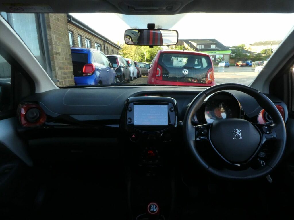 Peugeot 108 Top Opening Roof Hatchback 1.0 72 Collection BL69AYE Silver #2