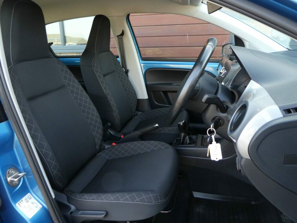 Skoda Citigo Hatchback 1.0 Mpi 75 Greentech L One Owner Fr GV67NTT Blue #5