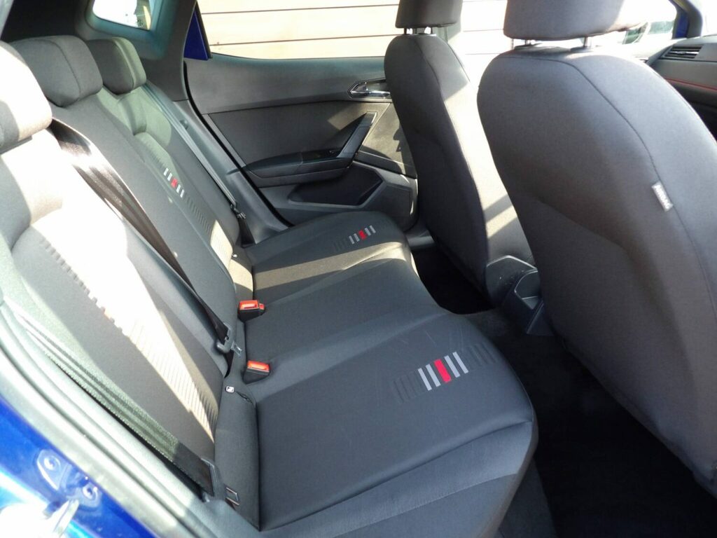 Seat Arona 1.5 Tsi Evo Fr Only Covered 40 200 Miles Blue #4