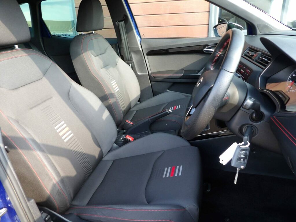 Seat Arona 1.5 Tsi Evo Fr Only Covered 40 200 Miles Blue #3
