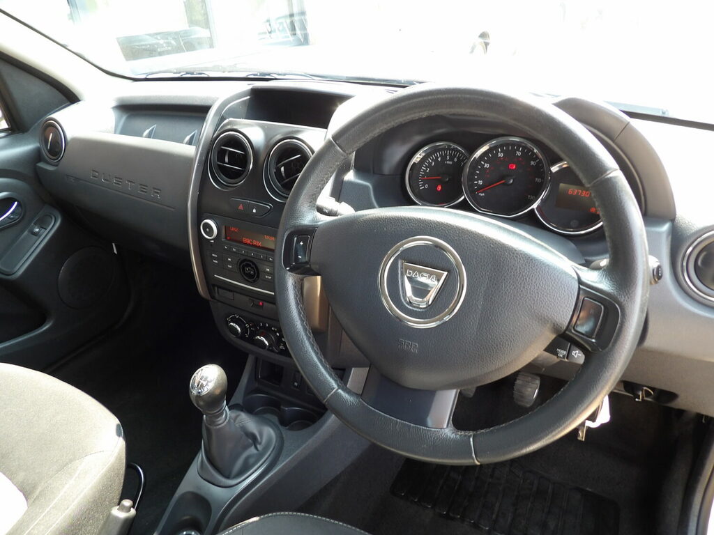 Dacia Duster Estate 1.5 Dci 110 Laureate 35 A Year KN66CZJ White #6
