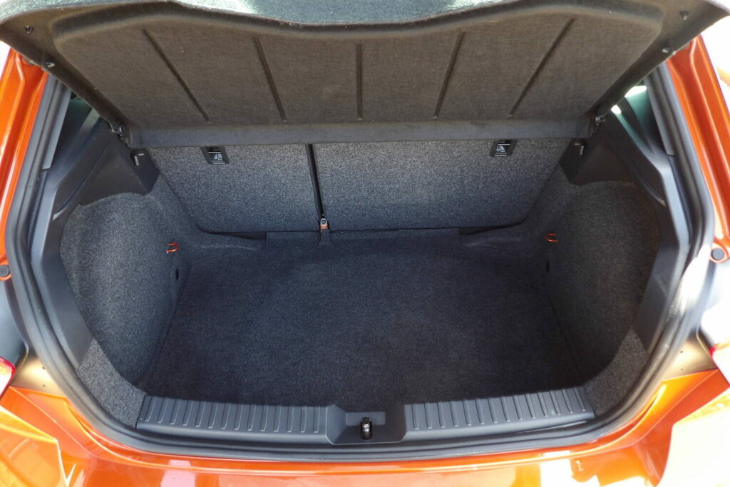 Seat Ibiza Hatchback 1.0 Tsi 95 Fr Ez EY62TVO Orange #5