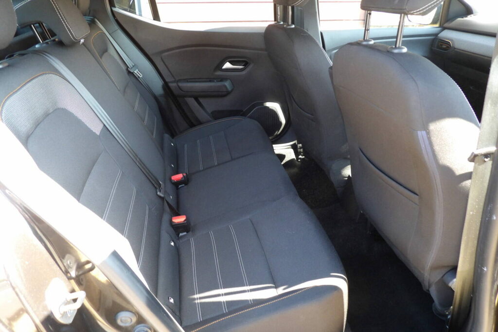 Dacia Sandero Stepway 1.0 Tce Comfort GV21OSB Black #6