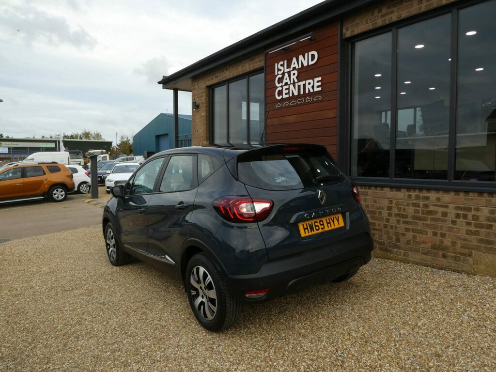 Renault Captur Hatchback 0.9 Tce 90 Play Only Covered 25 700 HW69HYY Blue #4