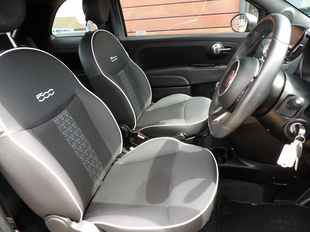 Fiat 500 1.0 Mild Hybrid Sport Only Covered 31 900 Mil Grey #2