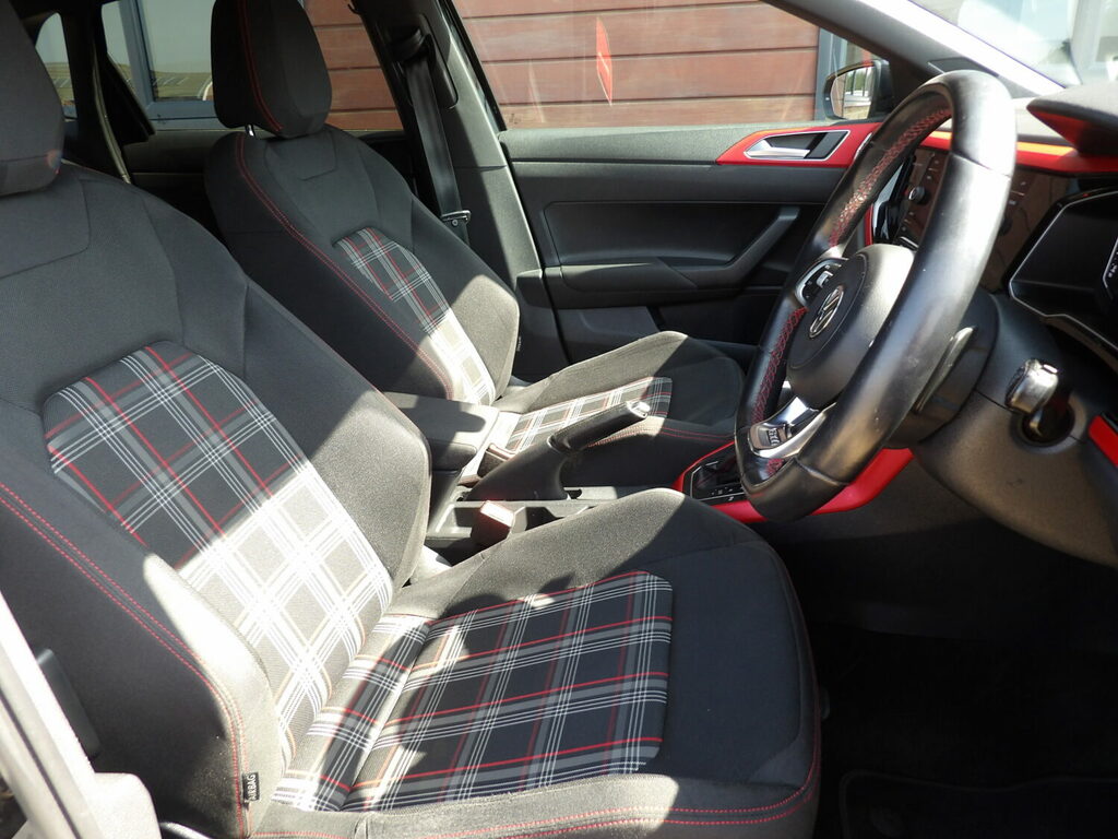 Volkswagen Polo Hatchback 2.0 Tsi Gti Dsg VO69NDU Black #5