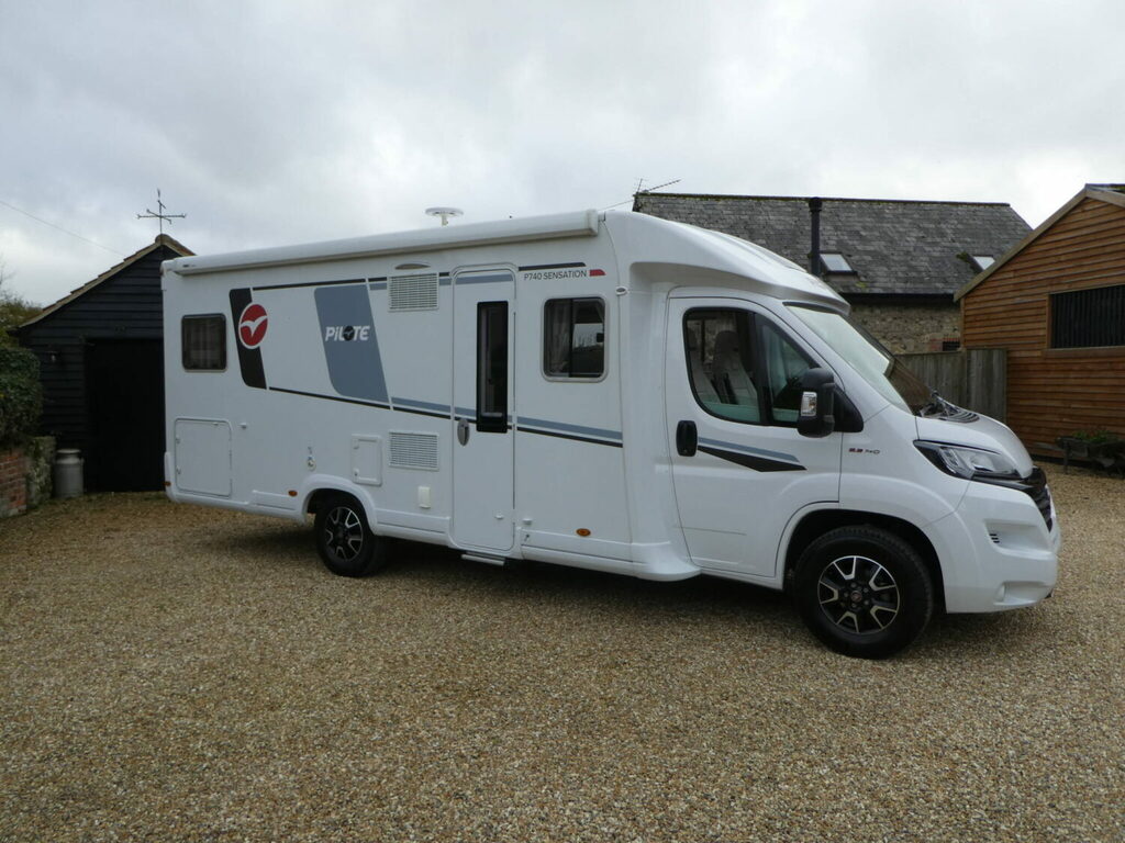 Fiat Ducato Pilot Camper P740 Sensation Motor Caravan White #3