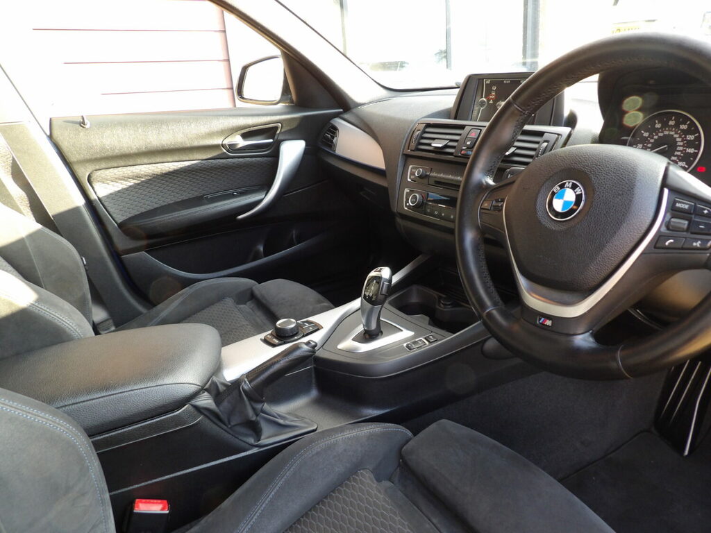 BMW 1 Series M Sport Step BD12YPJ Blue #6