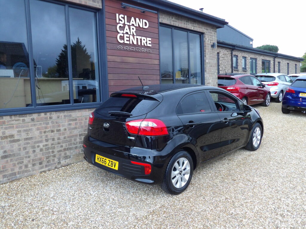 Kia RIO 1.25 Se Less Than 12 000 Miles From New Black #4
