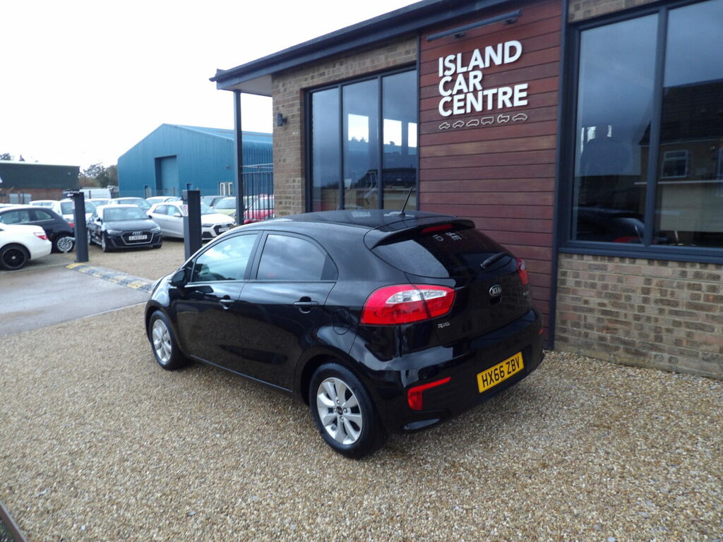 Kia RIO 1.25 Se Less Than 12 000 Miles From New Black #5