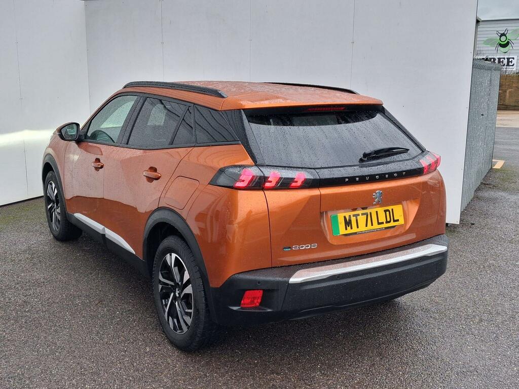 Peugeot e-2008 50Kwh Allure Premium MT71LDL Orange #6