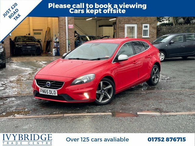 Volvo V40 2.0 D2 R-design Hatchback Euro 6 Red