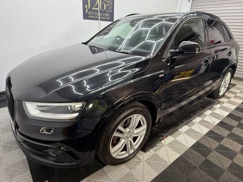 Audi Q3 2.0 Tdi S RB55CAB Black #2