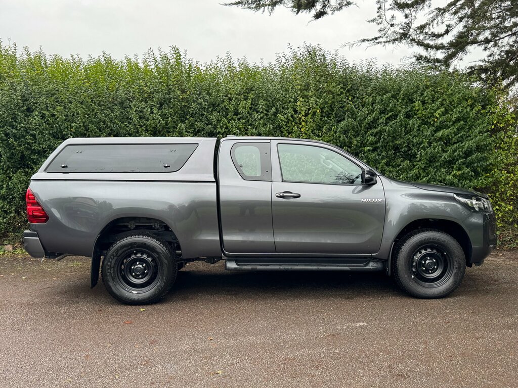 Toyota HILUX 2.8 D-4d Active Pickup Extra Cab 4Wd Grey #2