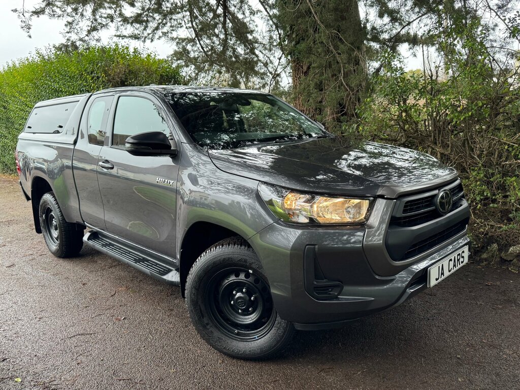 Toyota HILUX 2.8 D-4d Active Pickup Extra Cab 4Wd Grey