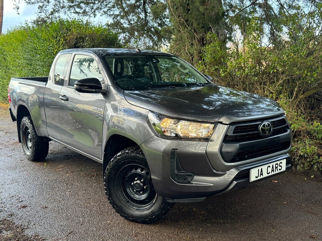 Toyota HILUX 2.4 D-4d Active Extra Pickup Extended Cab Dies Grey