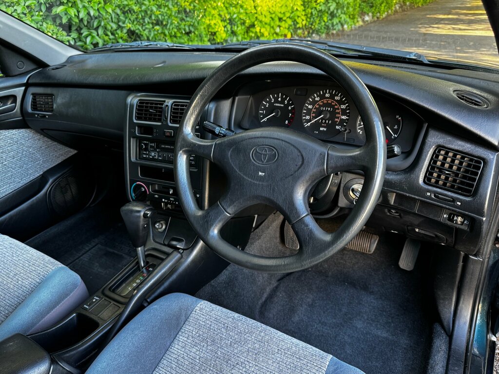 Toyota Carina E 1.6 Gli White #7