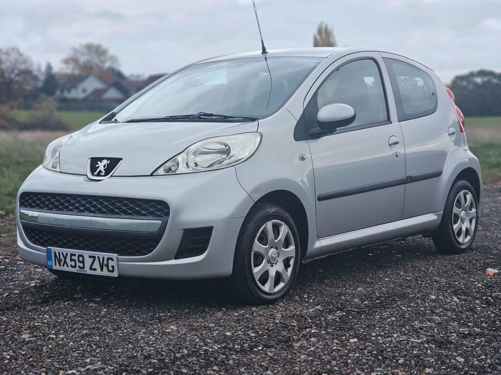 Peugeot 107 1.0 12V Urban Euro 4 NX59ZVG Silver #3