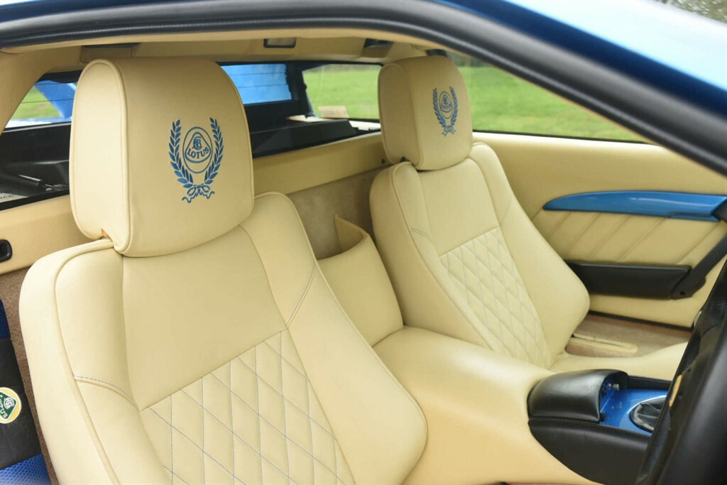 Lotus Esprit Coupe Black #28