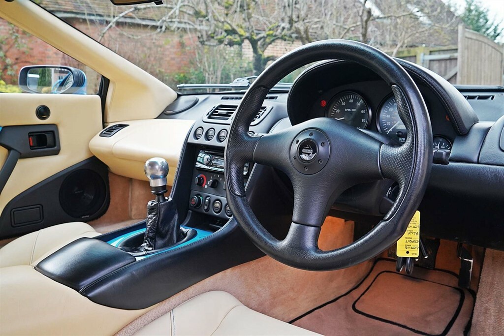 Lotus Esprit Coupe Black #31