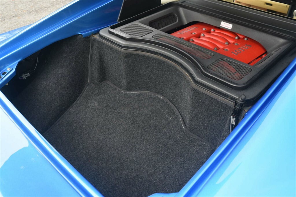 Lotus Esprit Coupe Black #25